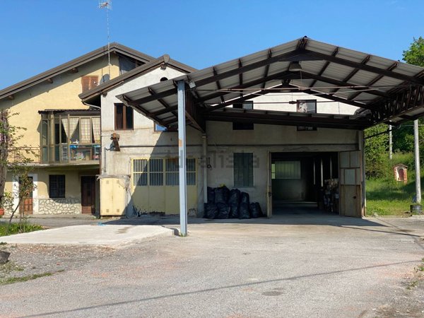 locale di sgombero in affitto a Mondovì