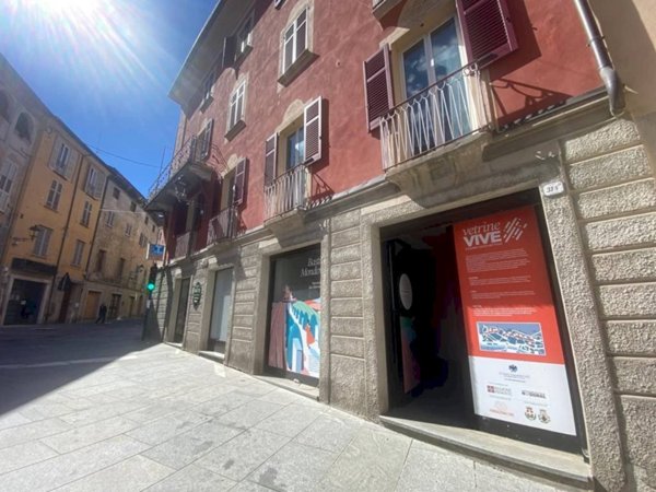 locale commerciale in affitto a Mondovì