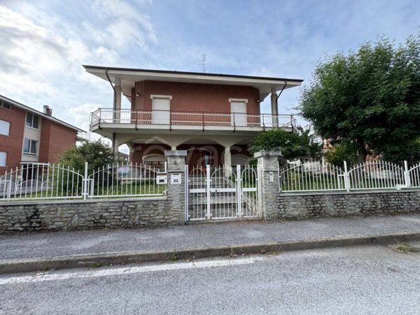 casa indipendente in affitto a Mondovì