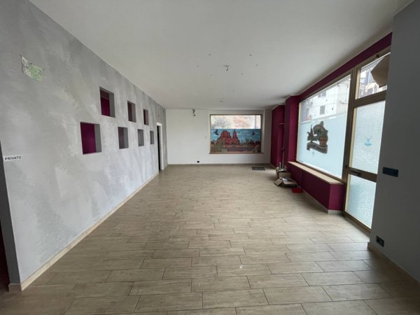 locale commerciale in affitto a Mondovì