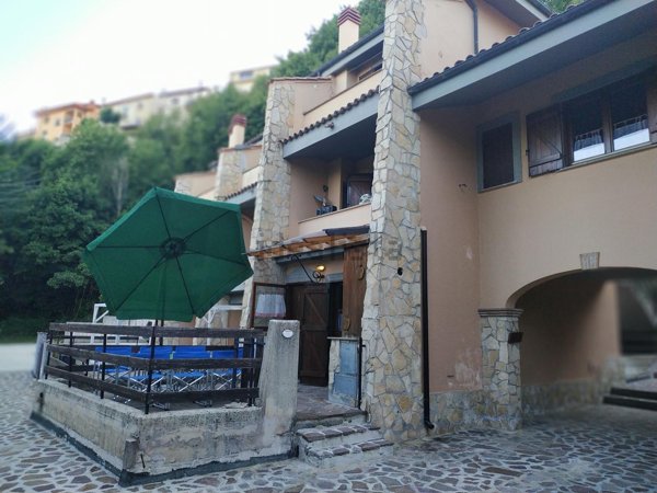 appartamento in affitto a Rocca di Cambio