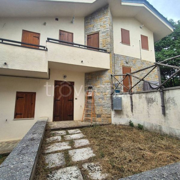 appartamento in affitto a Rocca di Cambio