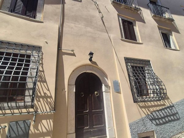 appartamento in affitto a Rocca di Cambio