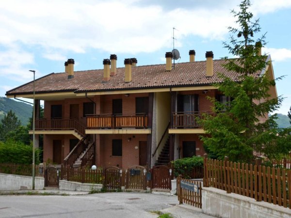 appartamento in affitto a Rocca di Mezzo in zona Rovere