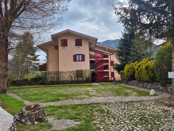 appartamento in affitto a Rocca di Mezzo