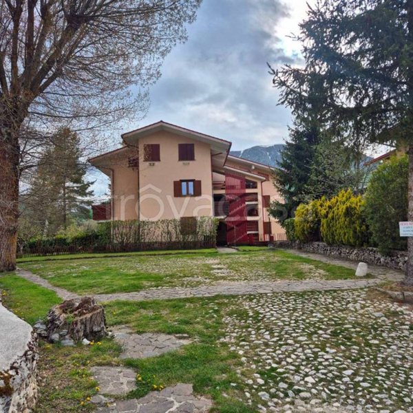 appartamento in affitto a Rocca di Mezzo