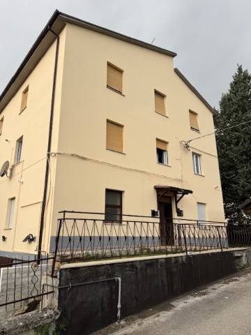 appartamento in affitto a Scoppito in zona Madonna della Strada