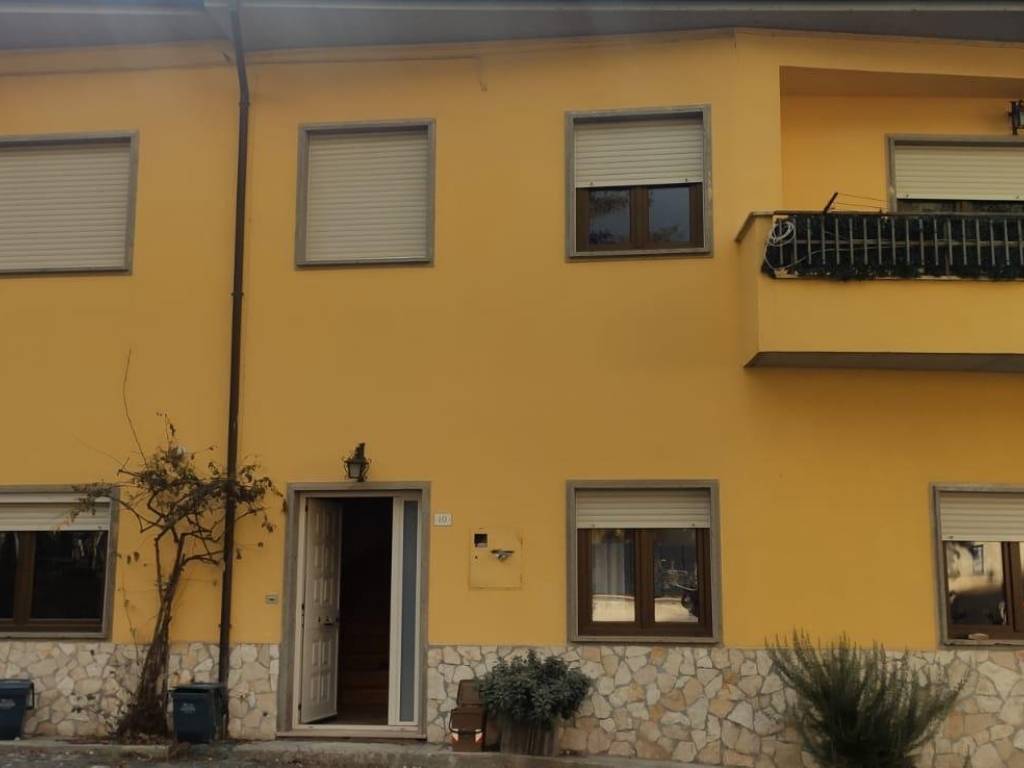 appartamento in affitto a Scoppito