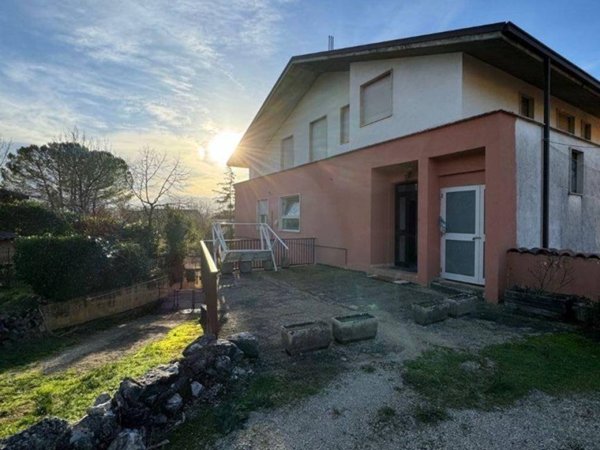 appartamento in affitto a Scoppito