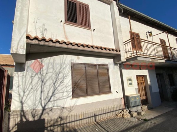 casa indipendente in affitto a Scurcola Marsicana in zona Cappelle dei Marsi