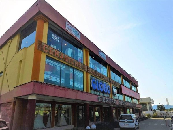 locale commerciale in affitto a Scurcola Marsicana in zona Cappelle dei Marsi