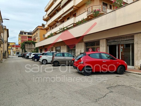 locale commerciale in affitto a Sulmona