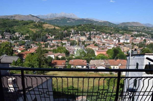 casa indipendente in affitto a Tagliacozzo
