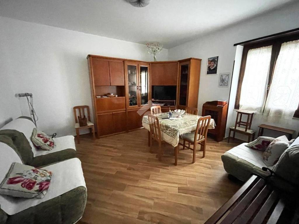 appartamento in affitto a Tagliacozzo in zona Oriente