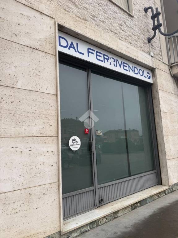 negozio in affitto a Neive