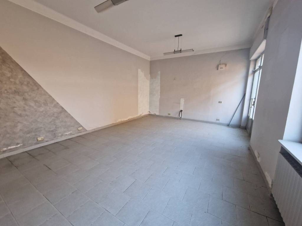 negozio in affitto a Pocapaglia in zona Macellai