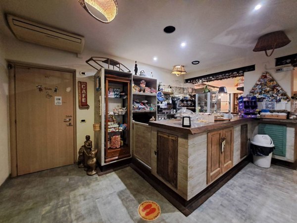 negozio in affitto a Pocapaglia in zona Macellai