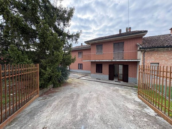 appartamento in affitto a Priocca