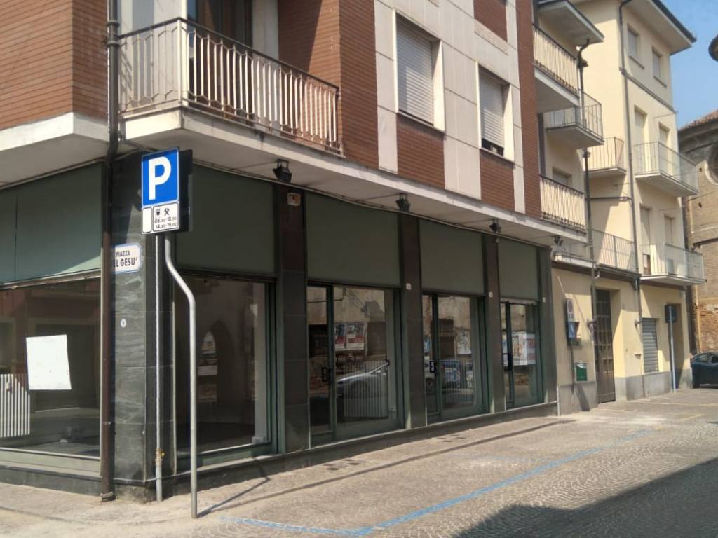 negozio in affitto a Racconigi
