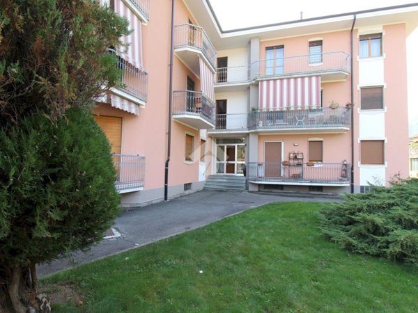 quadrivano in affitto a Revello