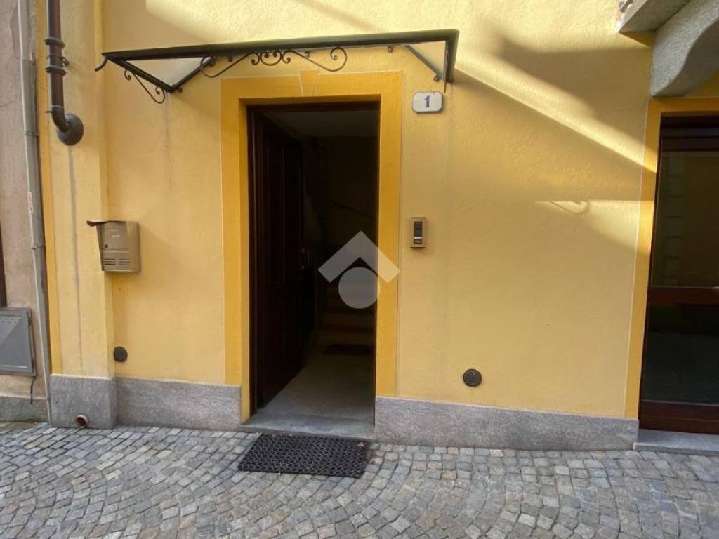 appartamento in affitto a Revello