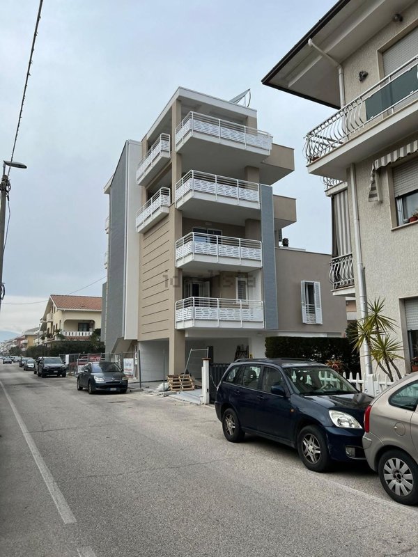 appartamento in affitto ad Alba Adriatica