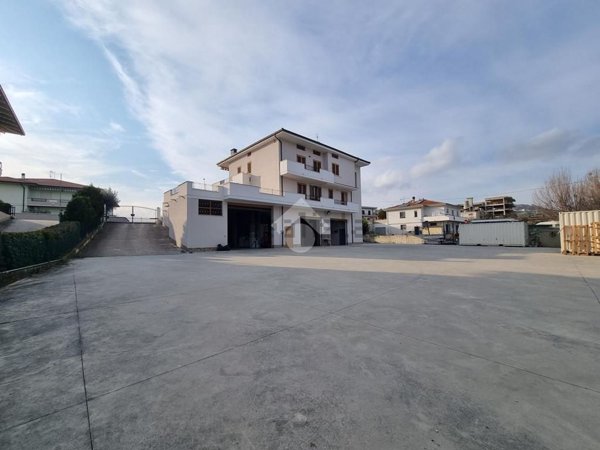 appartamento in affitto a Castellalto in zona Castelnuovo Vomano