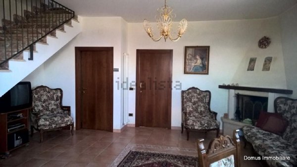 casa indipendente in affitto a Civitella del Tronto