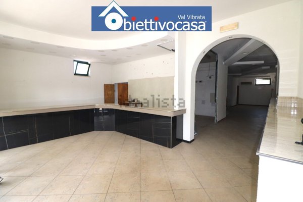 locale commerciale in affitto a Corropoli