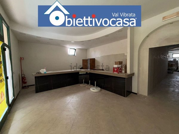 locale commerciale in affitto a Corropoli