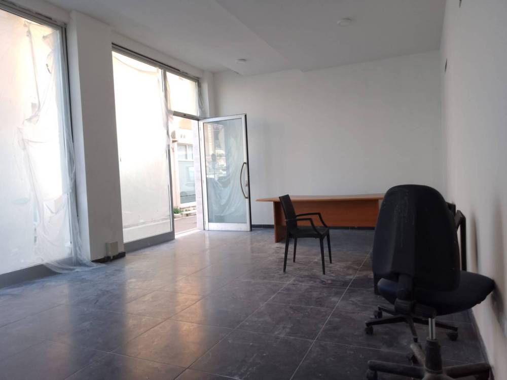 locale commerciale in affitto a Giulianova