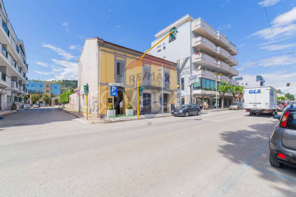 appartamento in affitto a Roseto degli Abruzzi