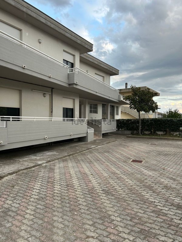 appartamento in affitto a Roseto degli Abruzzi