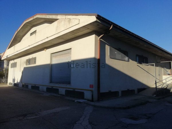 locale di sgombero in affitto a Silvi in zona Silvi Marina