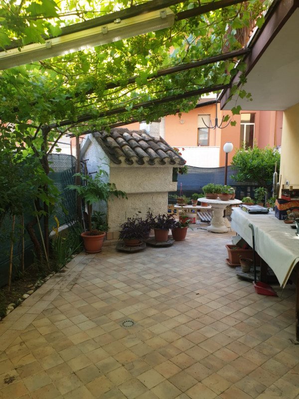 appartamento in affitto a Silvi in zona Silvi Marina