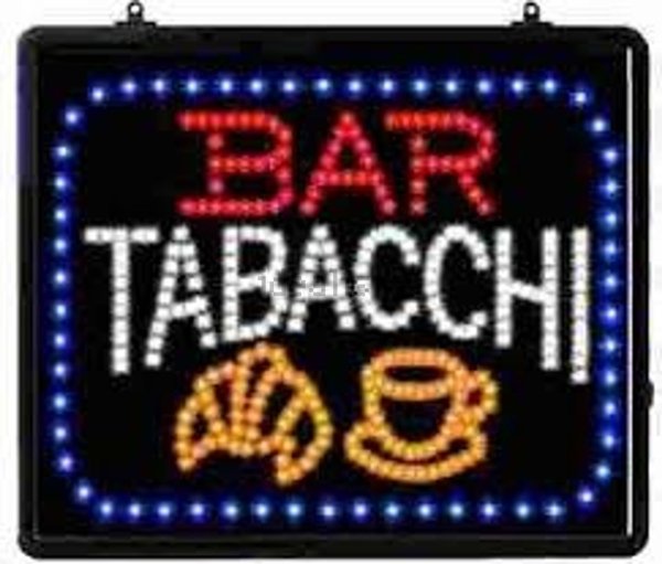 negozio in affitto a Silvi in zona Silvi Marina