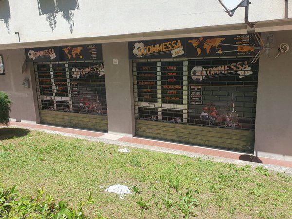 locale commerciale in affitto a Teramo