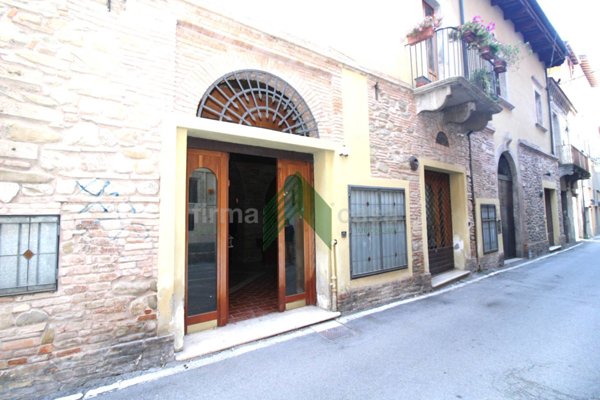 locale commerciale in affitto a Teramo in zona Centro Città