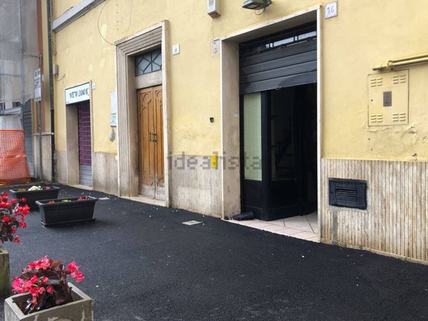 locale commerciale in affitto a Teramo in zona Centro Città