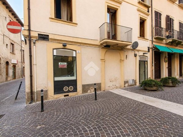 negozio in affitto a Teramo in zona Centro Città