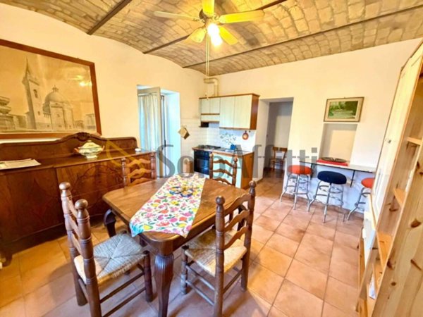 intera palazzina in affitto a Tortoreto