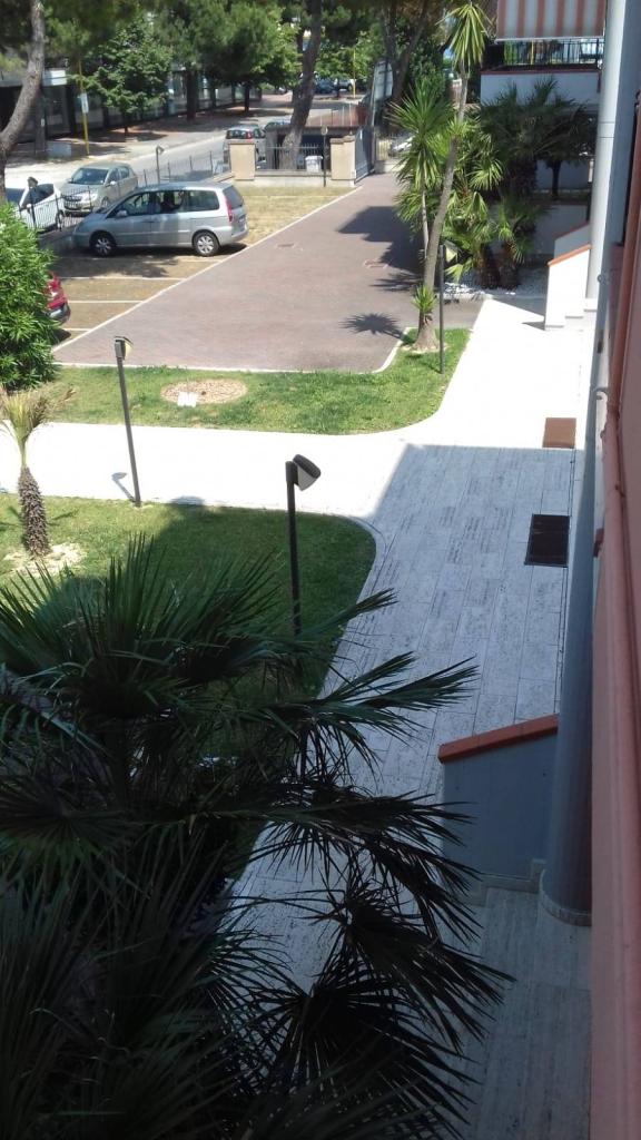 appartamento in affitto a Martinsicuro in zona Villa Rosa