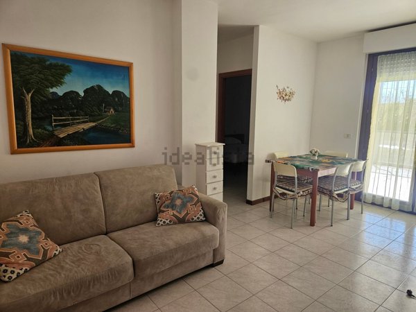 appartamento in affitto a Martinsicuro in zona Villa Rosa