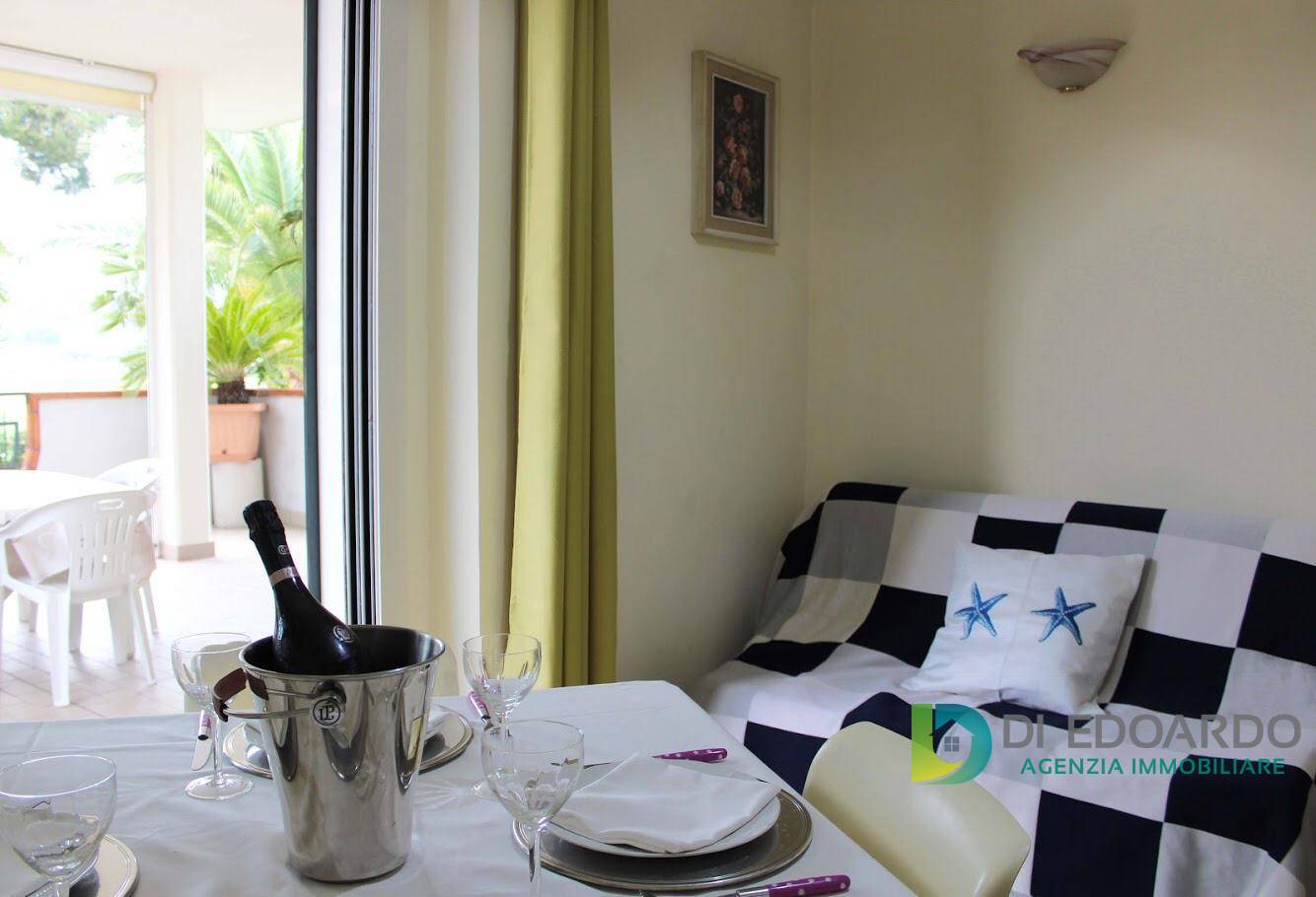 casa indipendente in affitto a Martinsicuro in zona Villa Rosa