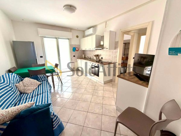 appartamento in affitto a Martinsicuro in zona Villa Rosa