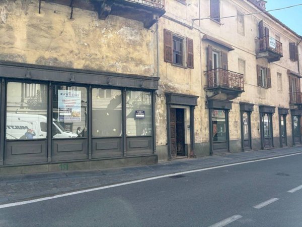 negozio in vendita a Saluzzo
