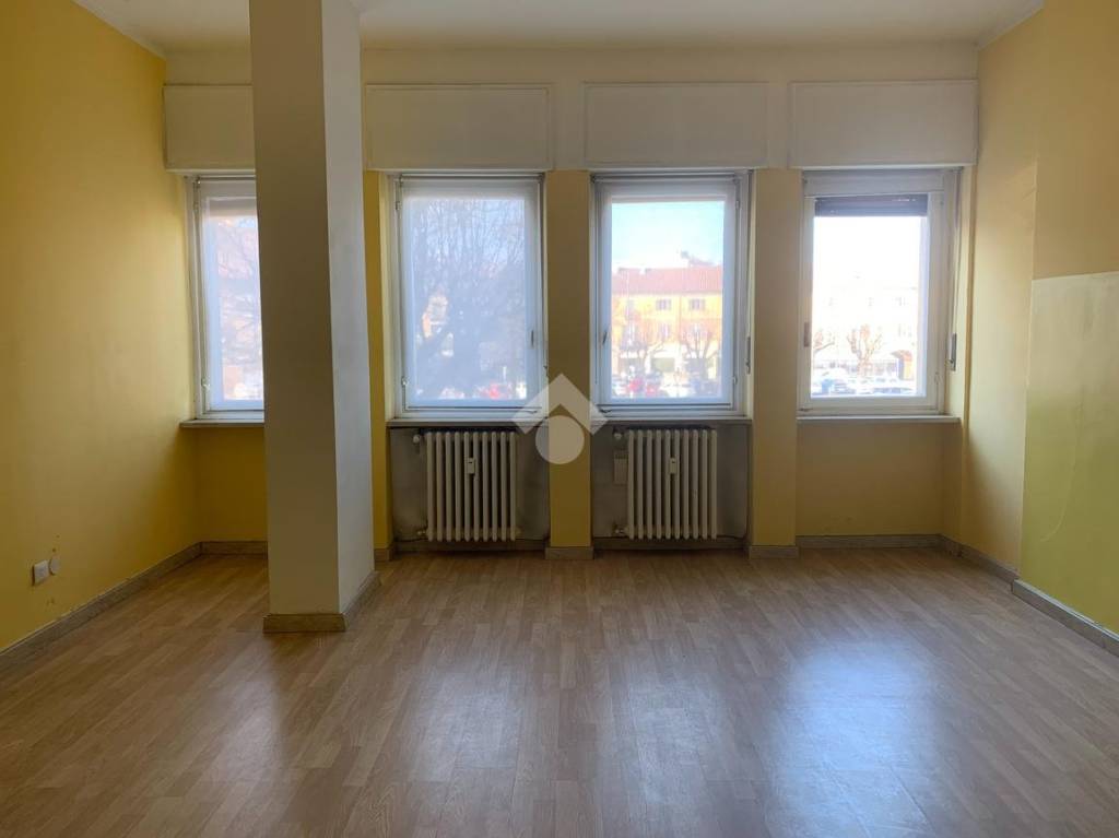 ufficio in affitto a Saluzzo