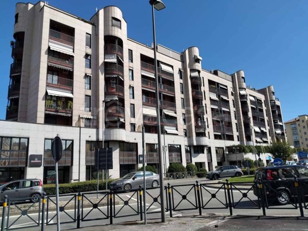 negozio in affitto a Saluzzo