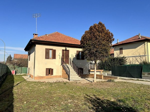 casa indipendente in affitto a Saluzzo