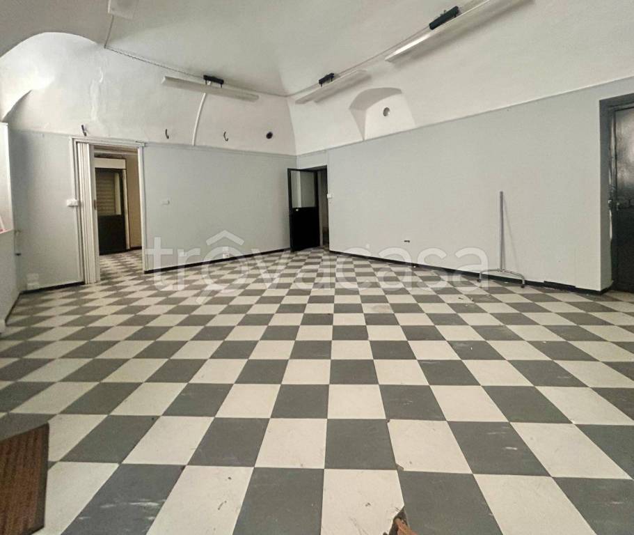 locale commerciale in affitto a Saluzzo
